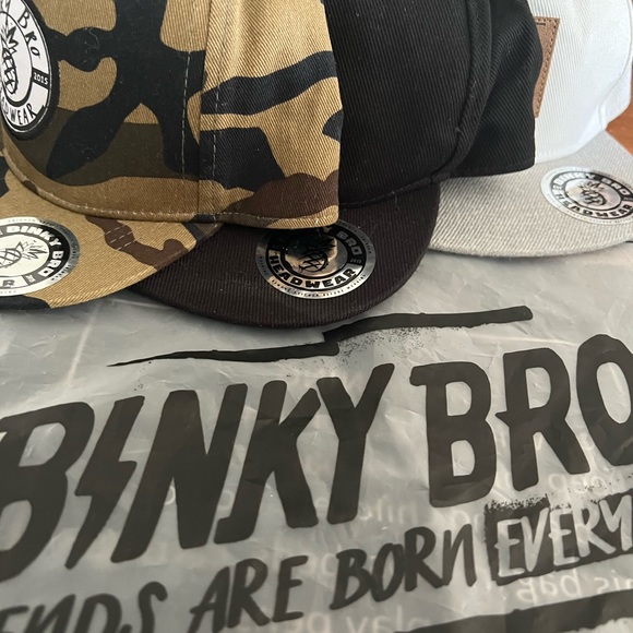 Baby snapbacks - Picture 3 of 4